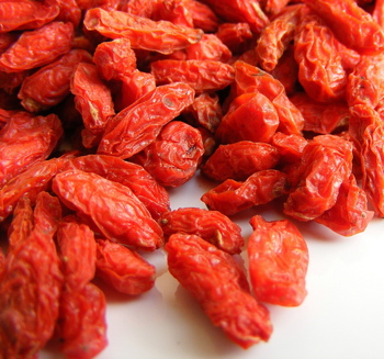 organic goji berries, goji berries benefits, live superfoods, secretagogue hgh